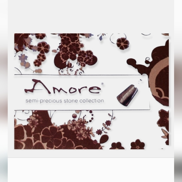 18k white gold Amore Tiger Eye Earrings - Picture 2 of 6